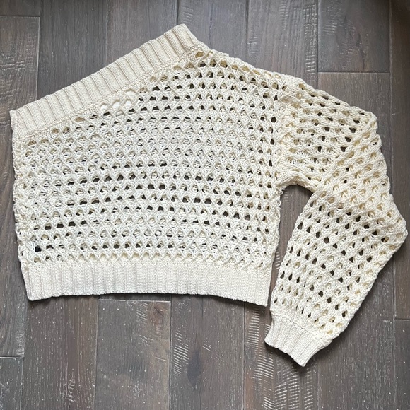 Mauve by Anthropologie One-Shoulder Crochet Layer top in cream NWOT - Picture 10 of 16